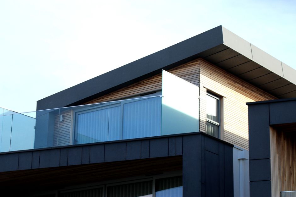 Key Considerations for Skylight Replacement: Navigating Local Climate and Building Codes in Airmont Drive